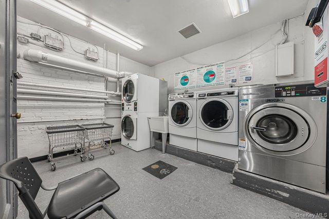 270 N Broadway PS, Yonkers, NY 10701