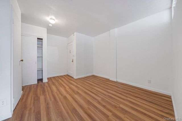 270 N Broadway PS, Yonkers, NY 10701