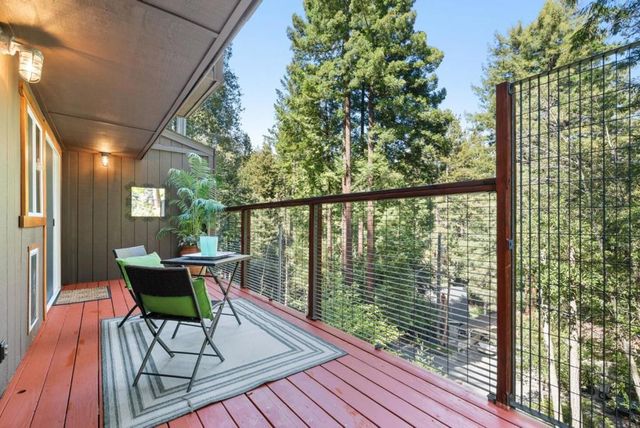 282 Hill Top Court, Boulder Creek, CA 95006