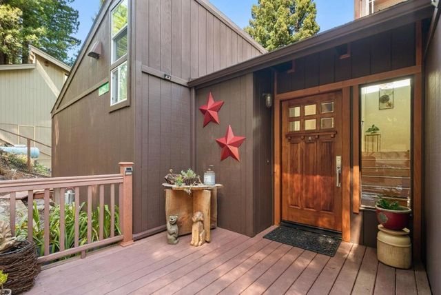 282 Hill Top Court, Boulder Creek, CA 95006