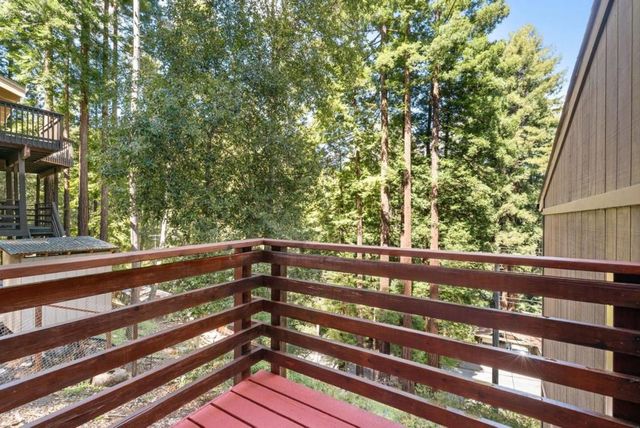 282 Hill Top Court, Boulder Creek, CA 95006