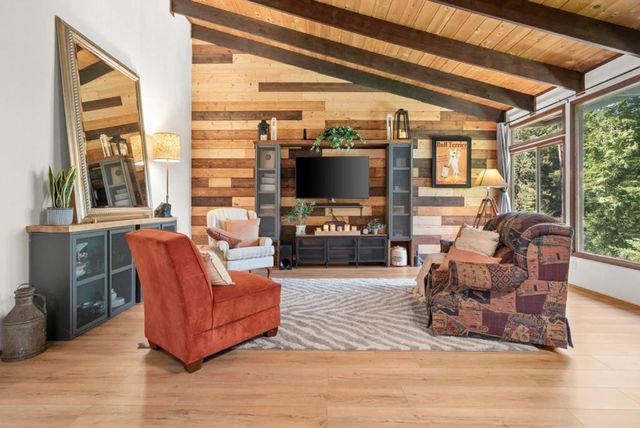 282 Hill Top Court, Boulder Creek, CA 95006