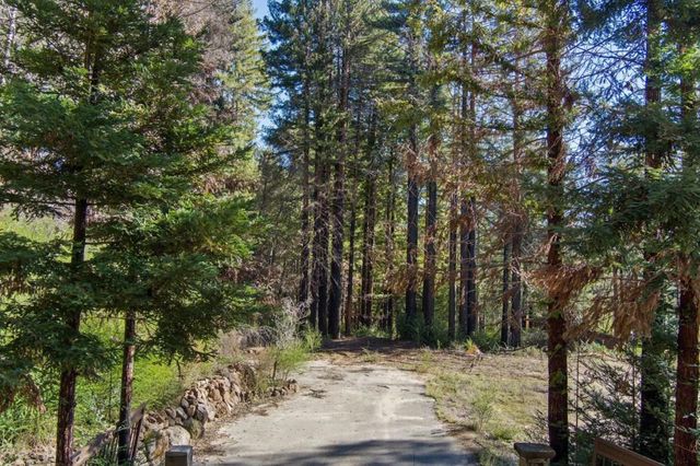 282 Hill Top Court, Boulder Creek, CA 95006