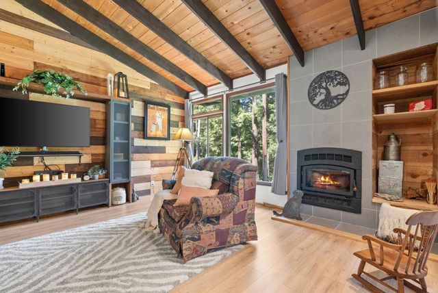 282 Hill Top Court, Boulder Creek, CA 95006