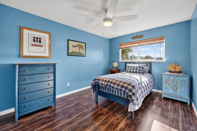 1020 Catalpa Way, Petaluma, CA 94954