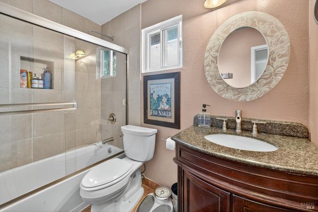 1020 Catalpa Way, Petaluma, CA 94954