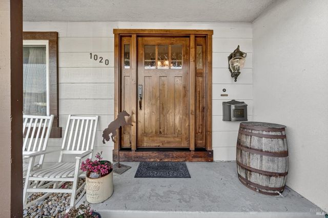 1020 Catalpa Way, Petaluma, CA 94954