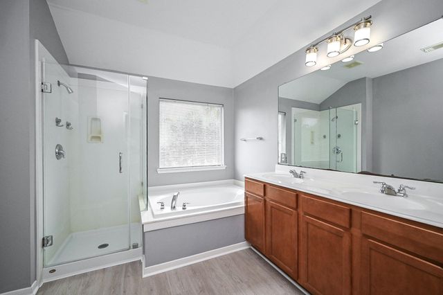 7427 Chathan Glen Ln, Richmond, TX 77407