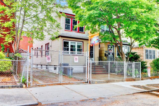 69-15 69th Place, Glendale, NY 11385