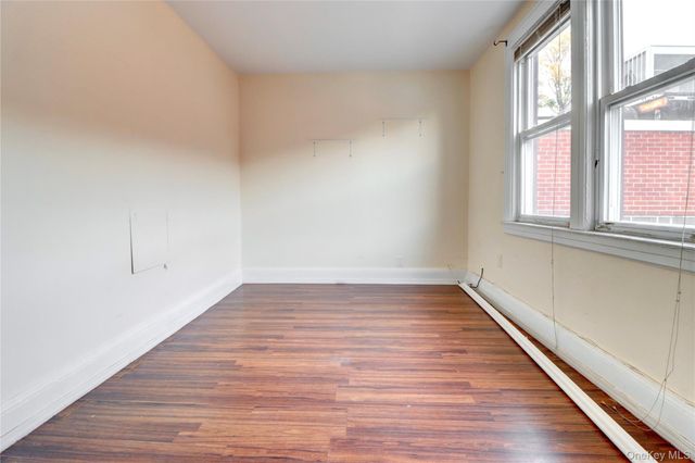 69-15 69th Place, Glendale, NY 11385