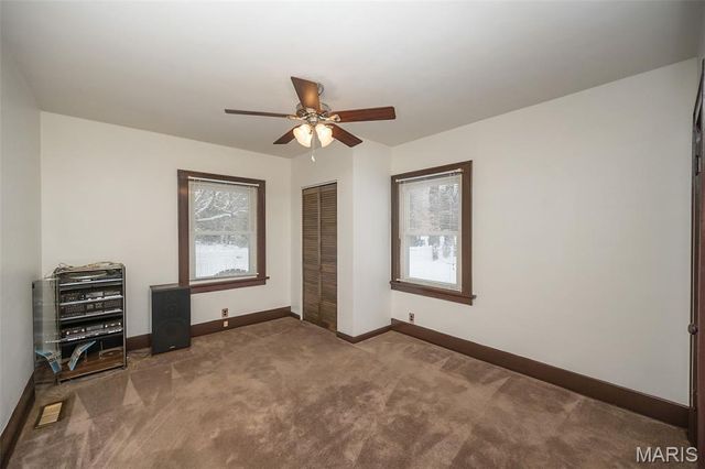 9734 Diamond Drive, Riverview, MO 63137