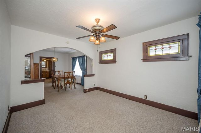 9734 Diamond Drive, Riverview, MO 63137