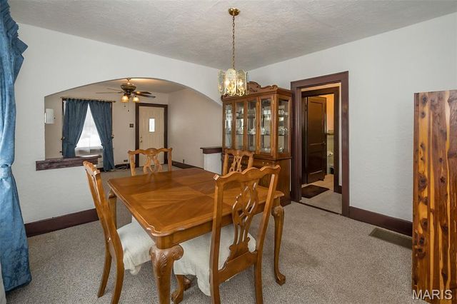 9734 Diamond Drive, Riverview, MO 63137