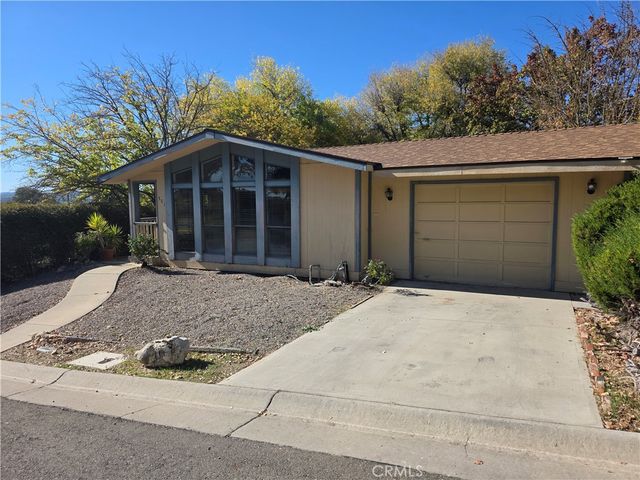 301 Oak Meadow, Paso Robles, CA 93446