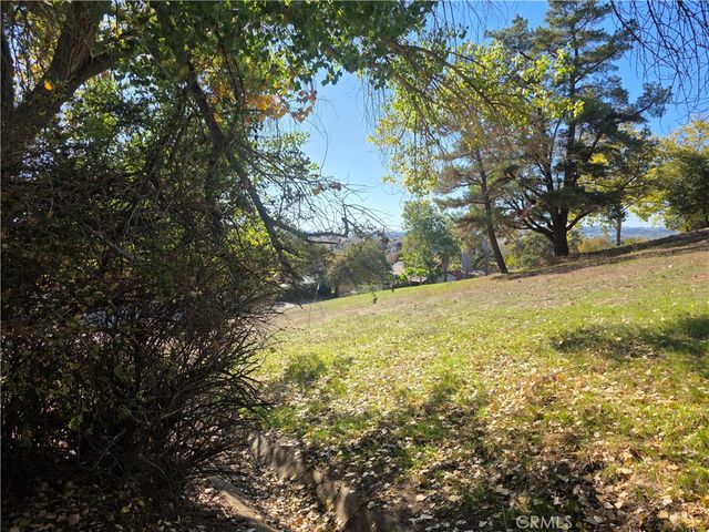 301 Oak Meadow, Paso Robles, CA 93446