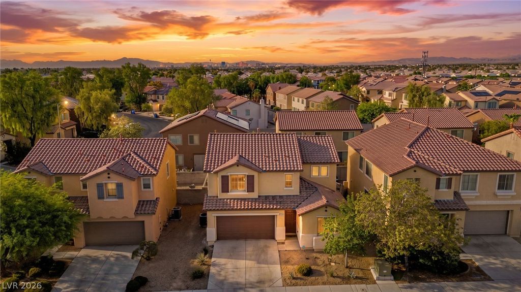 1919 Silver Crest Court, North Las Vegas, NV 89031 — exterior