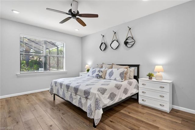 2318 Tangerine LN, Naples, FL 34120