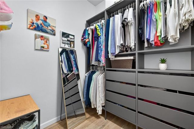 2318 Tangerine LN, Naples, FL 34120