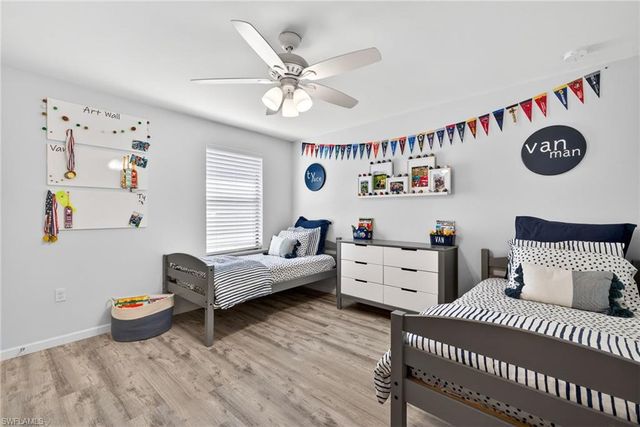 2318 Tangerine LN, Naples, FL 34120