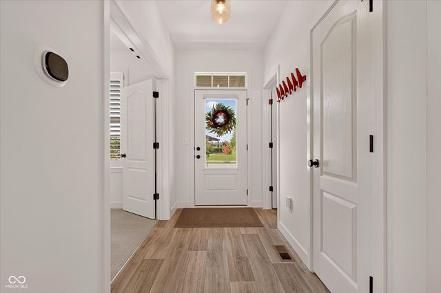 68 Henbury Court, Westfield, IN 46074