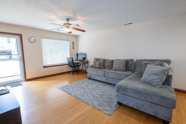 38 Platinum Drive, Chesapeake, OH 45619