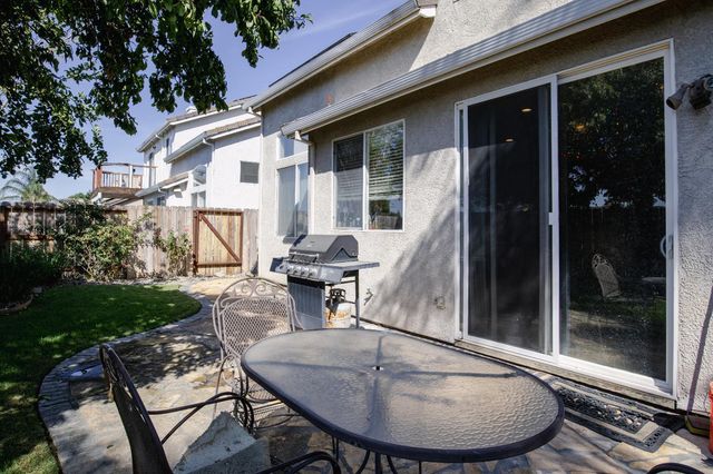 1588 Hastings Dr, Manteca, CA 95336