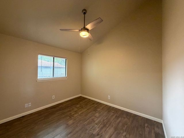 5926 Hidden Glade, San Antonio, TX 78250