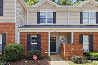 1323 Anthem Court, Charlotte, NC 28205