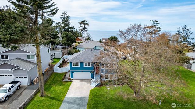 561 Fort Ebey Road, Coupeville, WA 98239