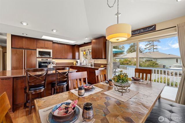 561 Fort Ebey Road, Coupeville, WA 98239