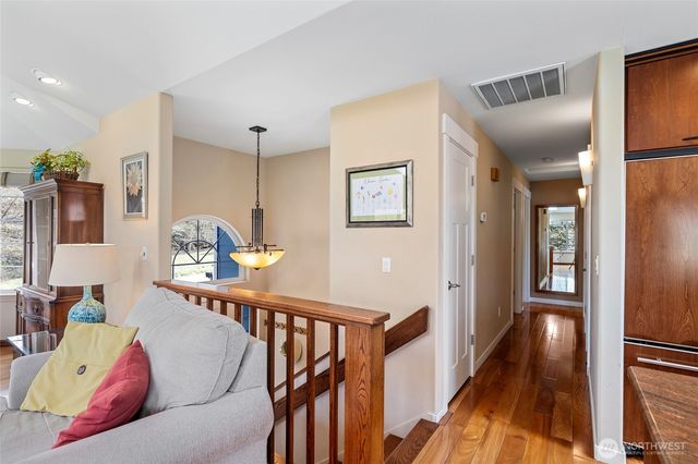 561 Fort Ebey Road, Coupeville, WA 98239