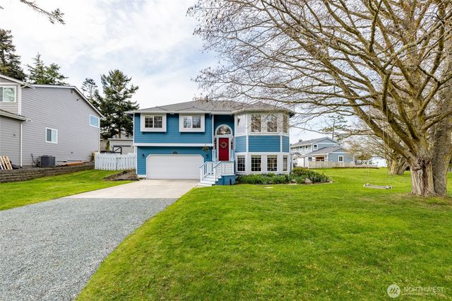 561 Fort Ebey Road, Coupeville, WA 98239