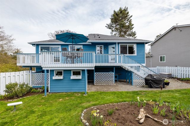 561 Fort Ebey Road, Coupeville, WA 98239