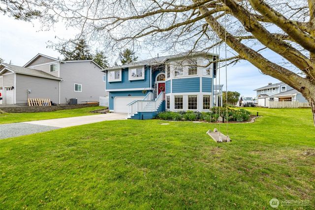561 Fort Ebey Road, Coupeville, WA 98239