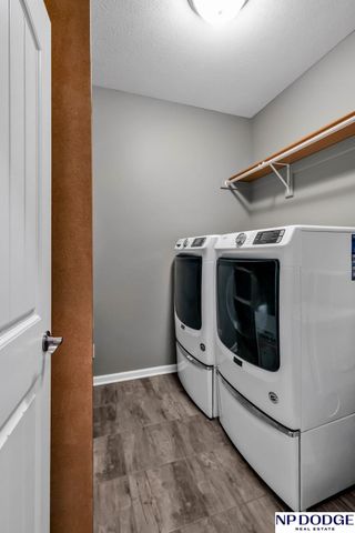 5114 Lawnwood Drive, Papillion, NE 68133