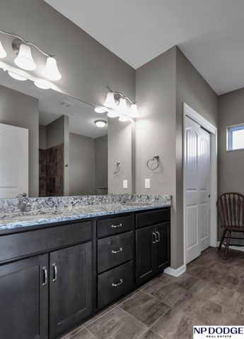 5114 Lawnwood Drive, Papillion, NE 68133