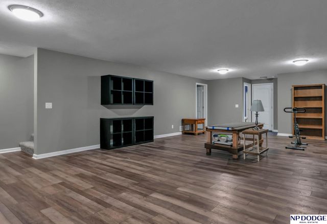 5114 Lawnwood Drive, Papillion, NE 68133