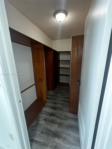 8050 NW 8th St 1102, Miami, FL 33126