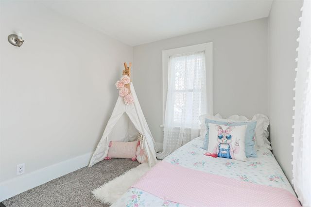 811 E Ewing Avenue, South Bend, IN 46613