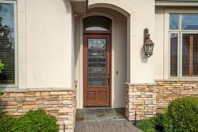 12 Park Row Court, Pantego, TX 76013