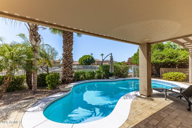 11117 W WILSHIRE Drive, Avondale, AZ 85392