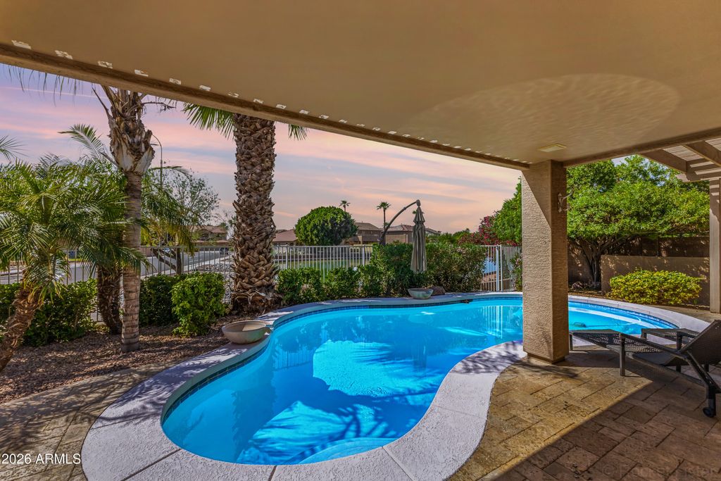 11117 W WILSHIRE Drive, Avondale, AZ 85392