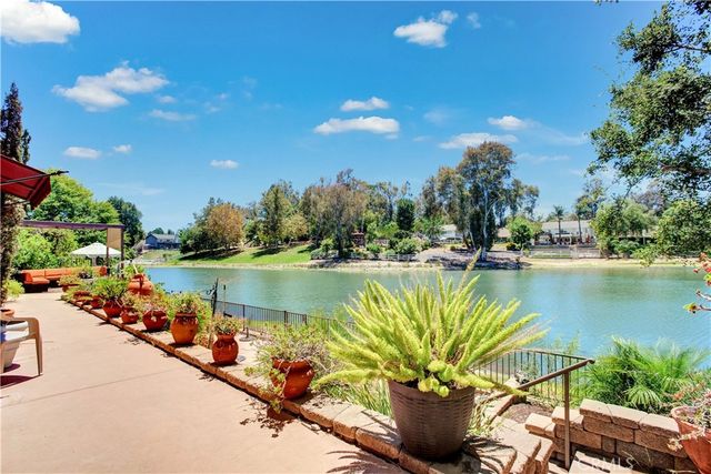 30149 Mira Loma, Temecula, CA 92592