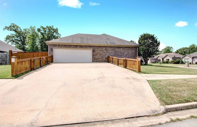 3100 Village East Drive, North Little Rock, AR 72120