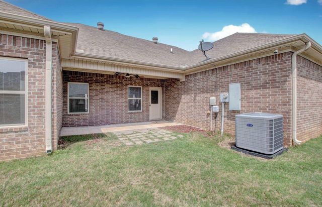 3100 Village East Drive, North Little Rock, AR 72120