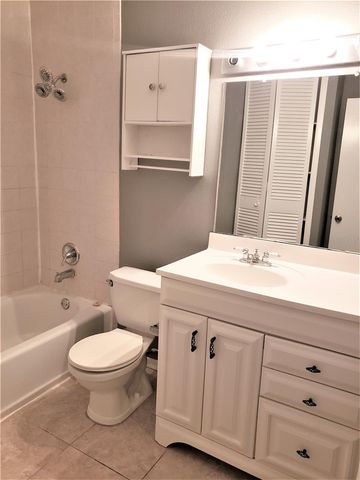 1836 N CRYSTAL LAKE DRIVE 113, Lakeland, FL 33801