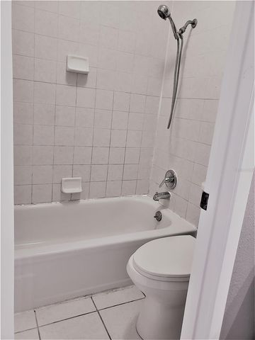 1836 N CRYSTAL LAKE DRIVE 113, Lakeland, FL 33801