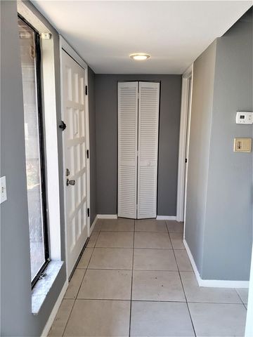 1836 N CRYSTAL LAKE DRIVE 113, Lakeland, FL 33801