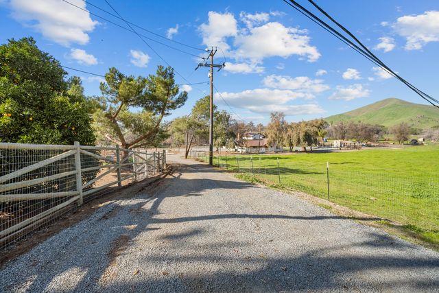 31369 Success Valley Drive, Porterville, CA 93257