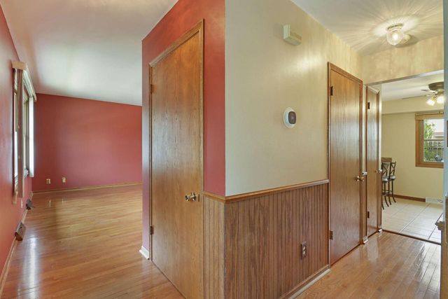 6506 54th AVENUE, Kenosha, WI 53142